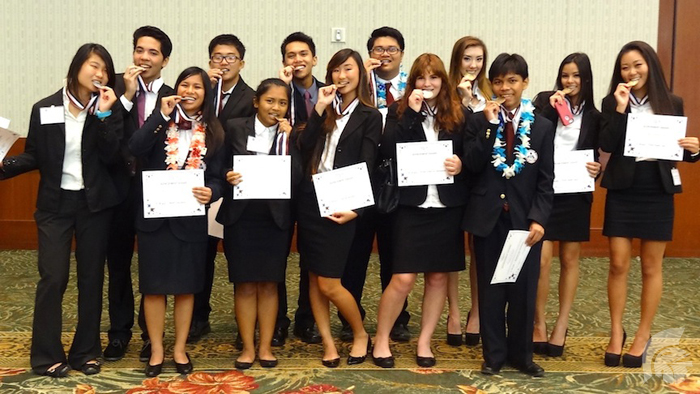 Continuing a nine-year legacy, 14 HOSA members move on to nationals