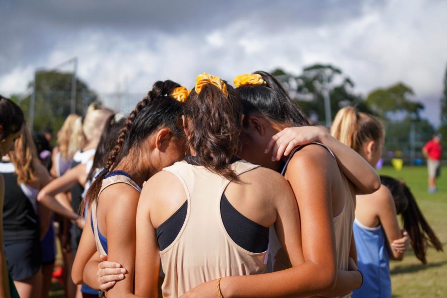 The MHS runners stayed on Maui for four days to compete in the tournament.